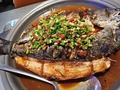 -令狐冲·炭烤活鱼(宝龙店)