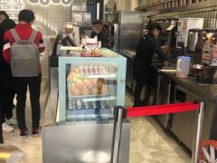 -CoCo都可(湖滨银泰店B区店)