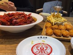 -叶派龙虾•招牌香辣蟹·海鲜(中海国际店)