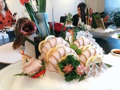 -鼎泰亨·海鲜牛肉餐厅(滨江店)