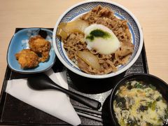 玉子牛肉饭-吉野家(上海美罗城店)