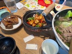 -川堂风·跷脚牛肉·乐山爆炒(宝山日月光店)