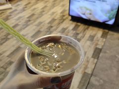 奶茶味燒仙草-八婆婆烧仙草(曾厝垵店)