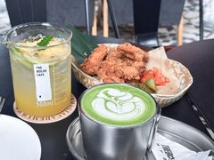 -锅炉咖啡·西餐·音乐酒厂