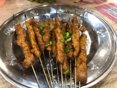 -江城燕子大排档(江汉路步行街店)