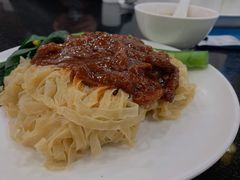 香辣炸酱肉丝捞面-丽的面家(多宝路店)