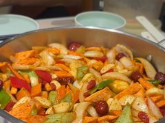 -黄记煌三汁焖锅(新佳丽江汉路店)