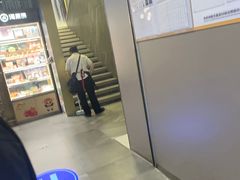 -海底捞火锅(长宁路龙之梦店)