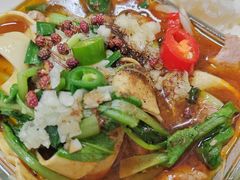 -同济大学本部学苑饮食广场