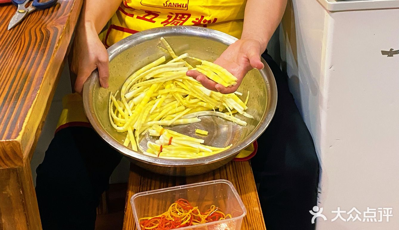 这么认真也是在开饭店里比较难得的事情。特色推荐