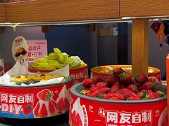 -龍歌自助小火锅(市南金茂湾店)