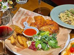 -JINNS锦时 steak&pizza(浸信会礼拜堂旧址店)