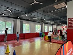 -悦动体能篮球羽毛球网球(三里河店)