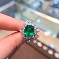 点击看大图 -恒阳珠宝·高级定制镶嵌·天然彩宝·天然钻石(南京西路店)