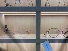-一代眼镜·蔡司配镜(浦东大拇指广场店)