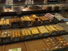面包甜点陈列柜-百饼园(元洪城店)