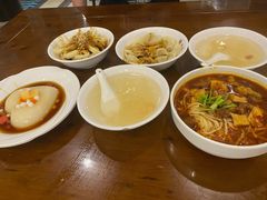 银耳汤-龙抄手(文殊坊店)