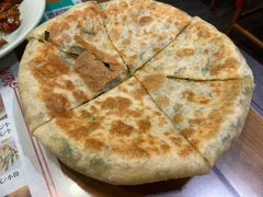 韭菜鸡蛋馅饼-粥公粥婆精品家常菜(青龙桥店)
