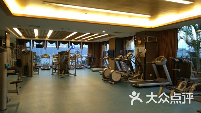 清远国际酒店健身房图片