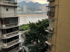 -白象居