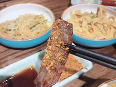 -明洞阿姨·韩式酱蟹烤肉·创意料理(三元桥店)