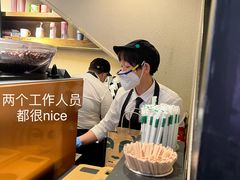 -星巴克(北京西站5号候车室)