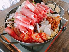 部队锅-MI WU FACTORY米屋美食工厂餐厅(绿地店)