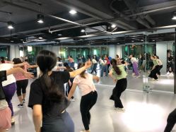 -STAR舞蹈工作室