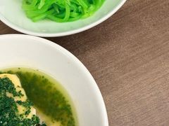 自熬香葱葱油鸡-苏小柳点心·手作小笼包(浦东嘉里城分院)