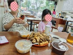 -六姑龟苓膏糖水卤水店