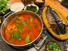 -老凯里苗岭酸汤鱼酸汤牛肉(百里杜鹃路店)