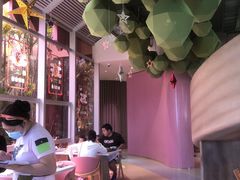 -水桶王国主题餐厅·聚会·生日派对·亲子活动·家庭套餐(亚龙湾希尔顿店)