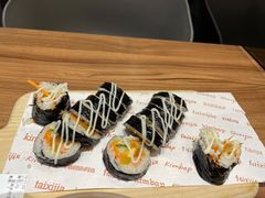 蛋黄肉松紫菜包饭-泰熙家(侨城坊QPlex店)