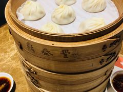 蟹粉汤包-鼎泰丰(新港中心店)