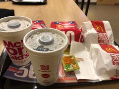 -麦当劳(龙洞店)