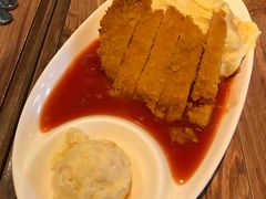 -玛格萝妮(汇智国际商业中心店)