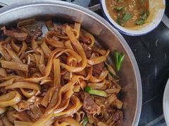 -牛一煲美食(江高店)