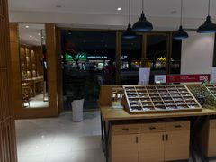 -宝丽眼镜(湖墅店)