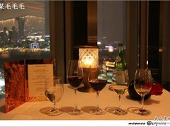 气泡水和四道酒-Caprice(香港四季酒店)