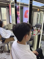 -藤野造型烫发染发