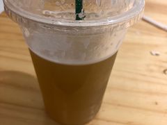 冰菠萝鲜果白茶-CALIFORKS加州叉子轻食(朝阳门店)