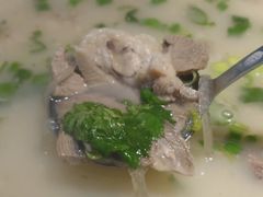 -丁里羊肉小镇(天鹅湖总店)