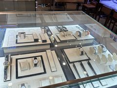 -沐渔二手奢侈品黄金手表包包回收·中古店(广州塔店)