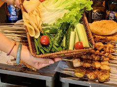 -卞二小串·鹤岗烧烤·坑烤(永定路店)