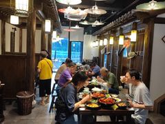 -聚汇三少·龙虾·中餐厅(莫邪路新天地店)