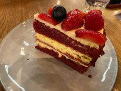 莓子红丝绒蛋糕-Wagas沃歌斯(太古汇店)