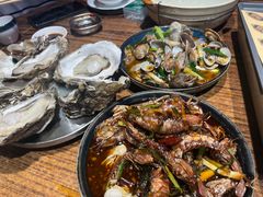 -蚝堡海鲜·威海菜·海肠捞饭·烧烤·亚洲吃蚝公司(幸福门店)