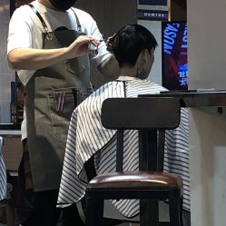-CUTMAN男士理发