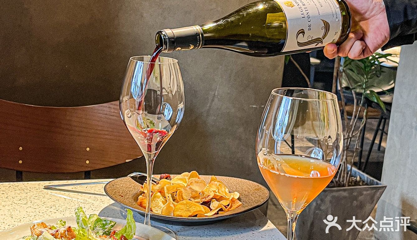 成都探店｜年度最佳自然酒餐厅，氛围感满分💯