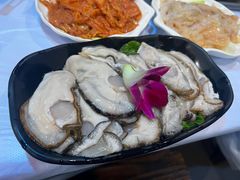 生蚝-鲜入围煮花胶鸡海鲜火锅